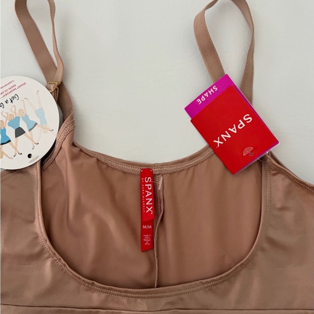 Spanx Women’s Shapewear SmartGrip Slip Open Bust Full Slip Beige Size Medium - Picture 5 of 8